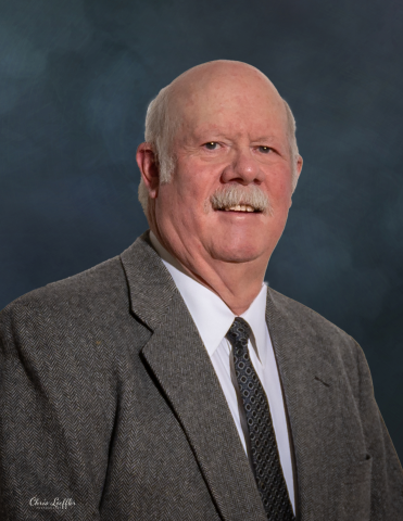 Dennis Hutt